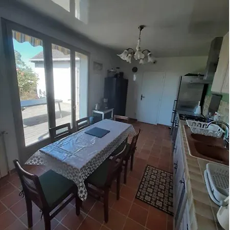 Holiday home Maison Confort Et Repos Crecy-la-Chapelle